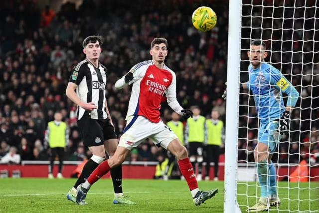 开云下载-23次射门，11个角球，阿森纳咋就0比2输了呢？